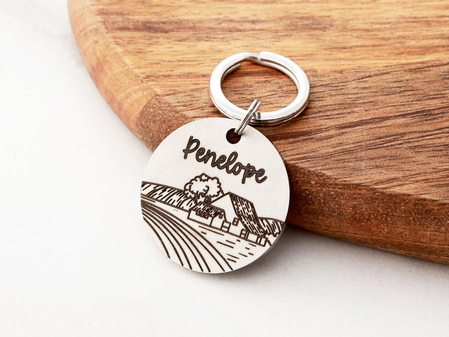 Farmhouse Tag
