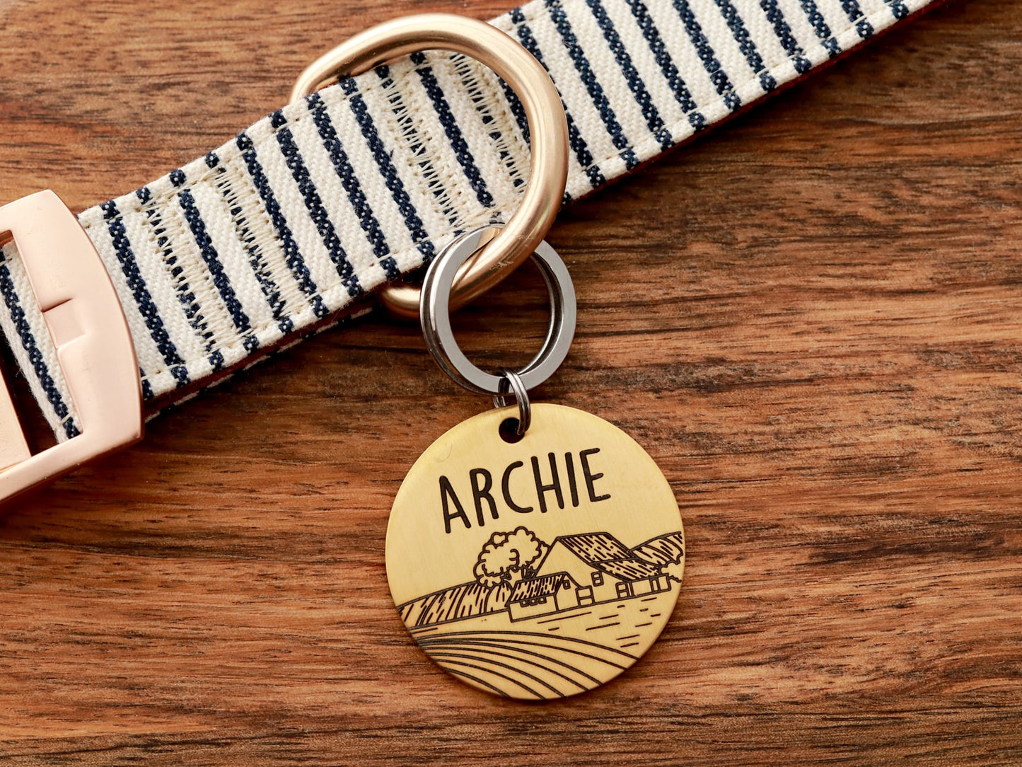 Farmhouse Tag