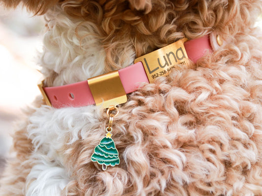 Christmas tree collar charm for Lucky Tag collars.